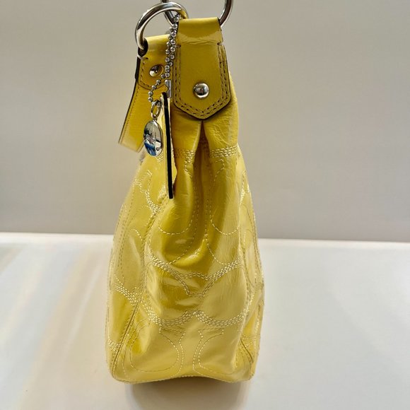 Coach Vintage Signature Hobo /Crossbody Patent Leather in Soft Yellow - Picture 8 of 14